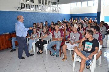 Workshop capacita munícipes de Divinolândia para investimento em turismo