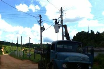 Prefeitura realiza troca de lâmpadas nos bairros: Campestrinho; Campo Redondo e Três Barras