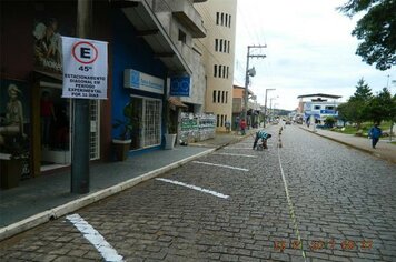 Prefeitura implanta estacionamento 45° em período experimental