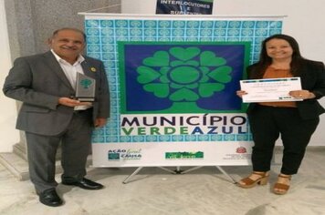Divinolândia obtém certificação do Programa Município Verde Azul