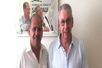 Prefeito Dr. Naief se encontra com o Deputado Silvio Torres