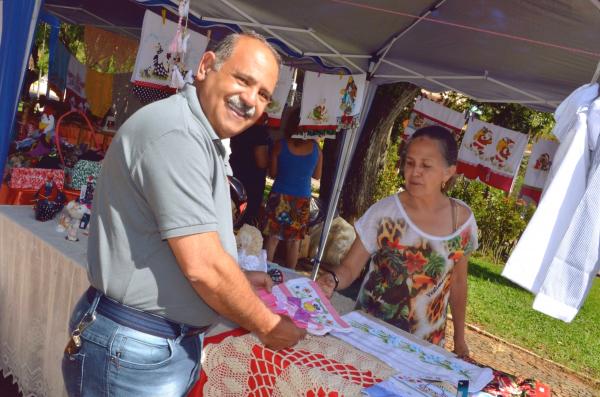 1ª Feira de Artesanato de Divinolândia foi um sucesso de público