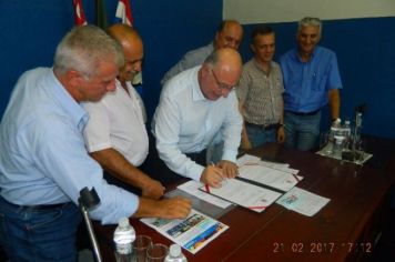 Foto - Projeto Custeio Emergencial para Cafeicultura e Oleicultura do Alto Pardo Paulista